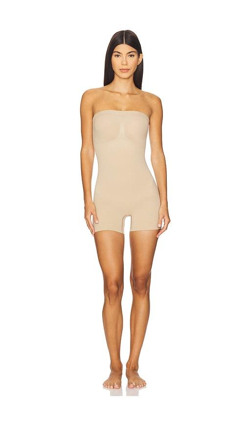 skims seamless sculpt strapless shortie bodysuit in tan. - size l (also in m, s, xs, xxl, xxs)