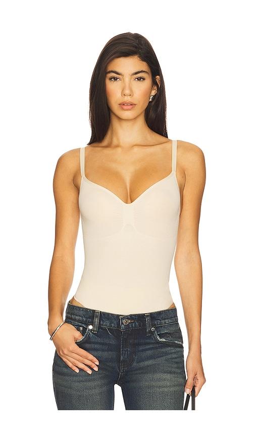 skims seamless sculpt thong bodysuit in nude. - size l (also in xxs, xs, s, m, xxl)