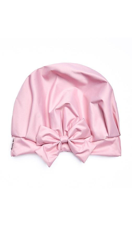 sleepy tie the shower cap in bloom.
