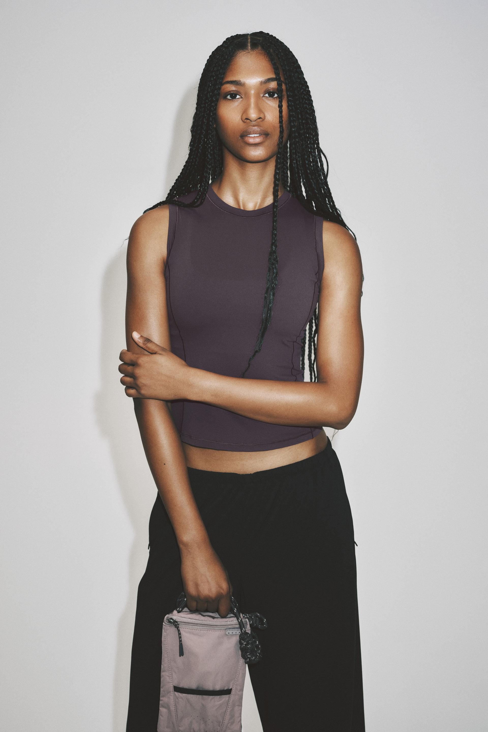 slim-fit sports tank top with drymove™