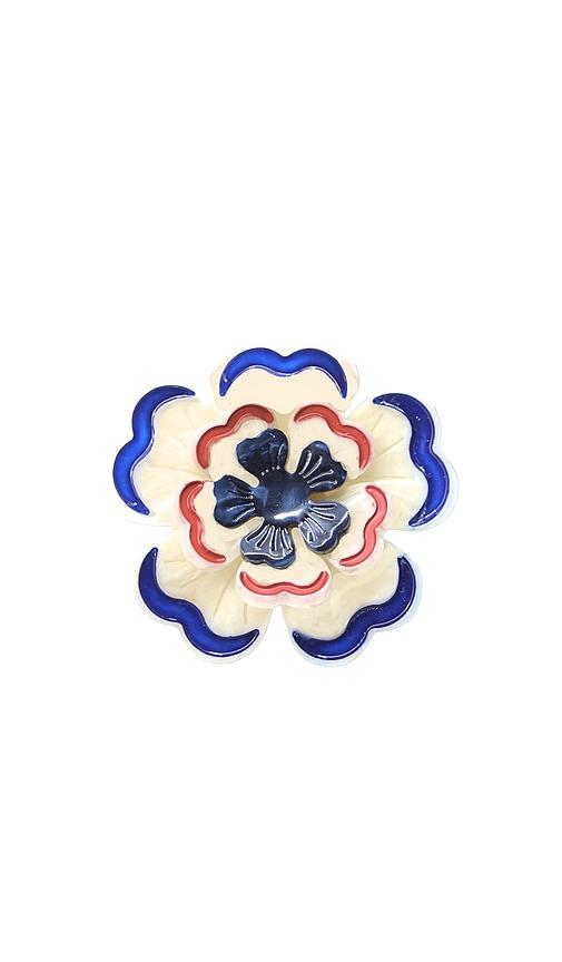 solar eclipse hand-painted americana flower claw hair clip in white.