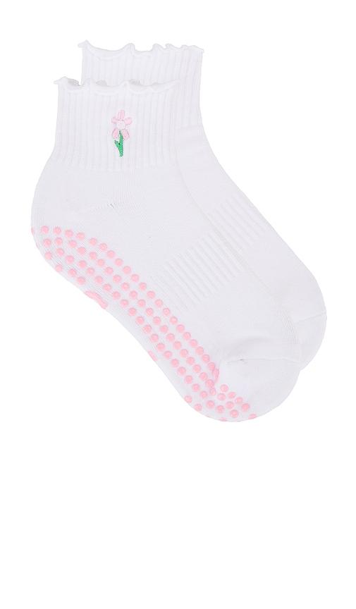 souls. ruffle flower socks in white. - size m/l (also in s/m)