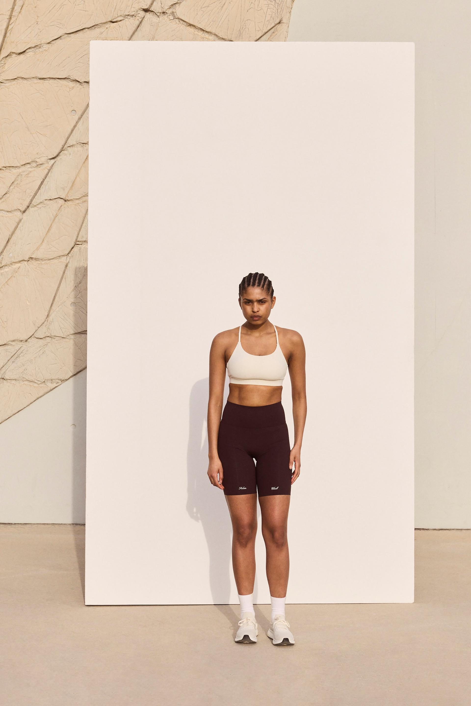 sports bra with sculptmove™