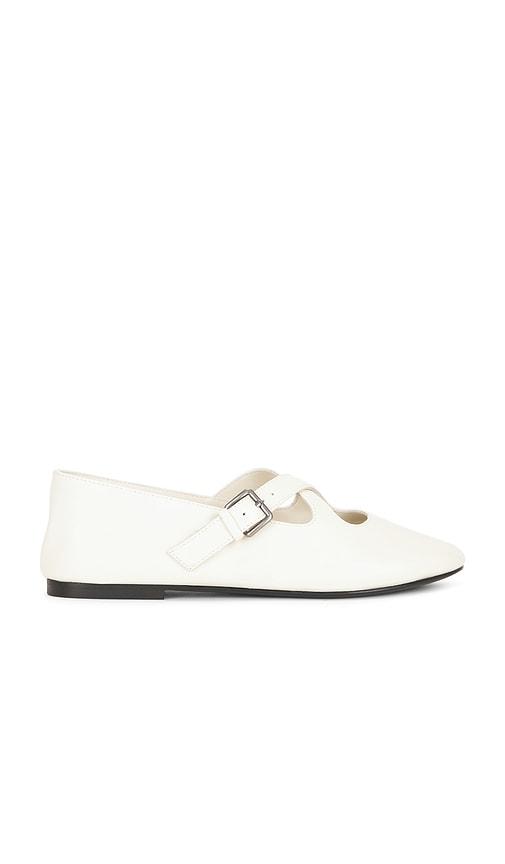 st. agni ballerina flat in white. - size 36 (also in 38, 39, 40, 41)
