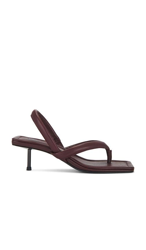 st. agni thong heel in purple. - size 36 (also in 37)