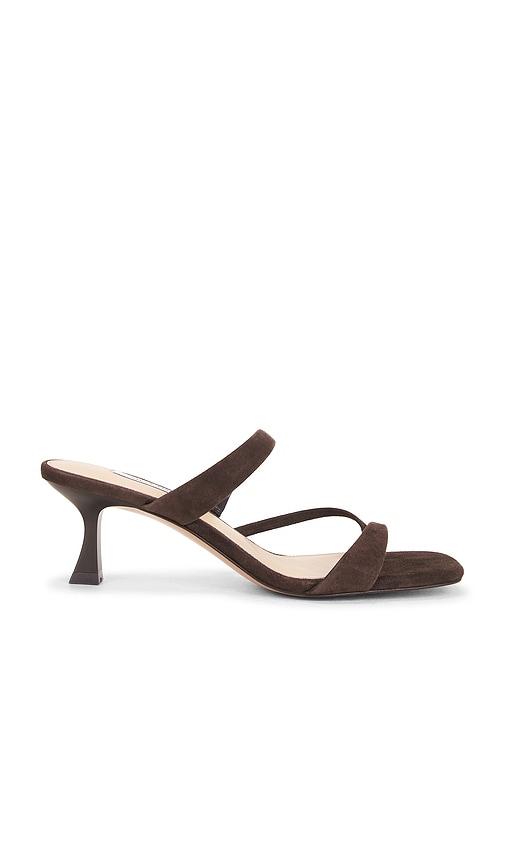 steve madden ajay sandal in chocolate. - size 7.5 (also in 9)