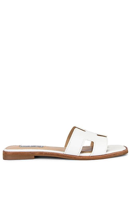 steve madden hadyn sandal in white. - size 5.5 (also in 6)
