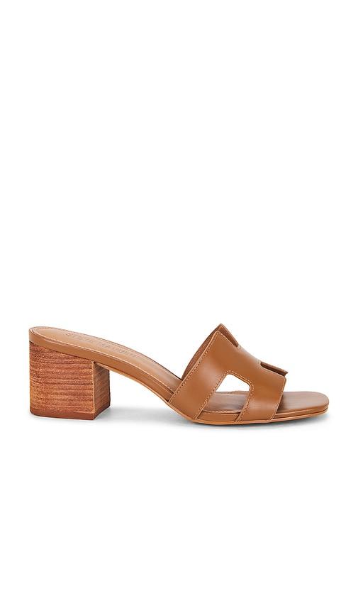 steve madden hana sandal in cognac. - size 10 (also in 9.5)