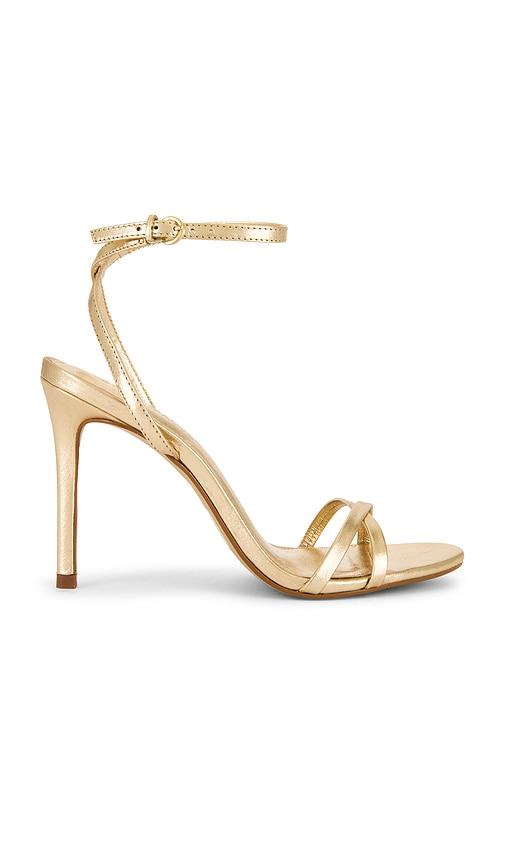 steve madden jypsey sandal in metallic gold. - size 10 (also in 9.5)