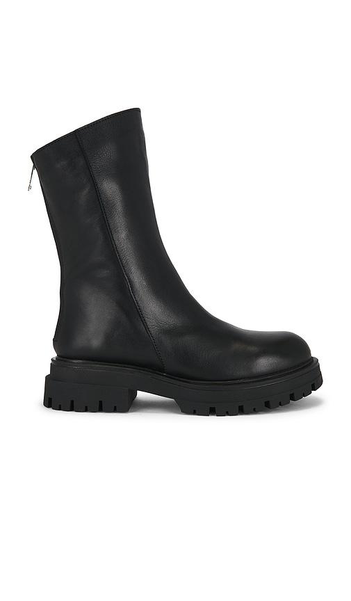 steve madden lami boot in black. - size 10 (also in 5)
