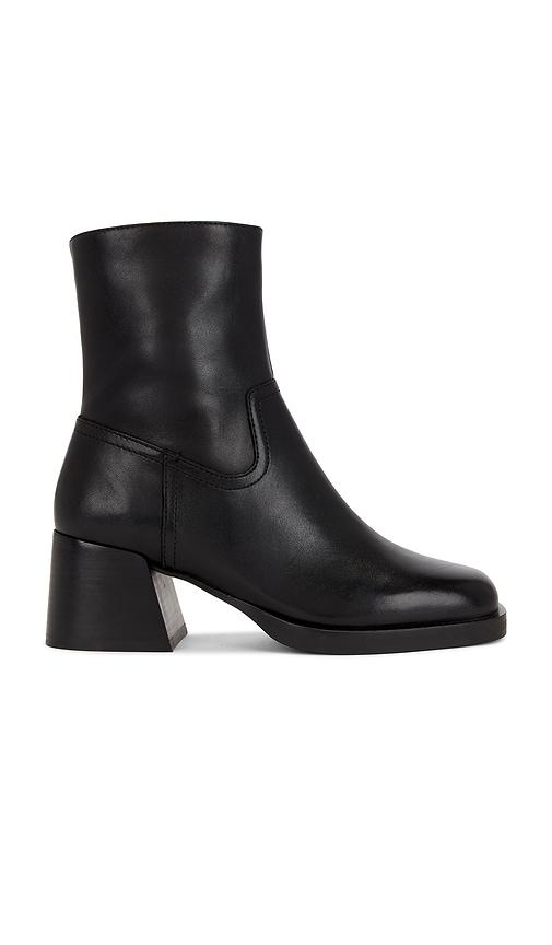 steve madden latches boots in black. - size 10 (also in 7.5, 9, 9.5)