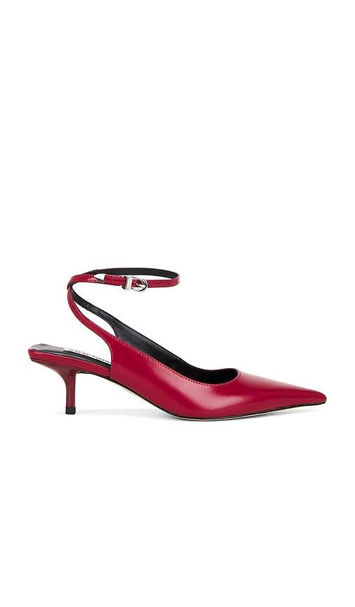 steve madden rizzie heel in red. - size 7 (also in 8, 9)