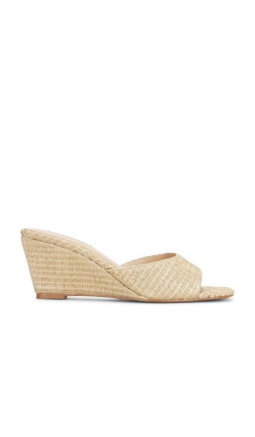 steve madden seleste sandal in beige. - size 10 (also in 9.5)