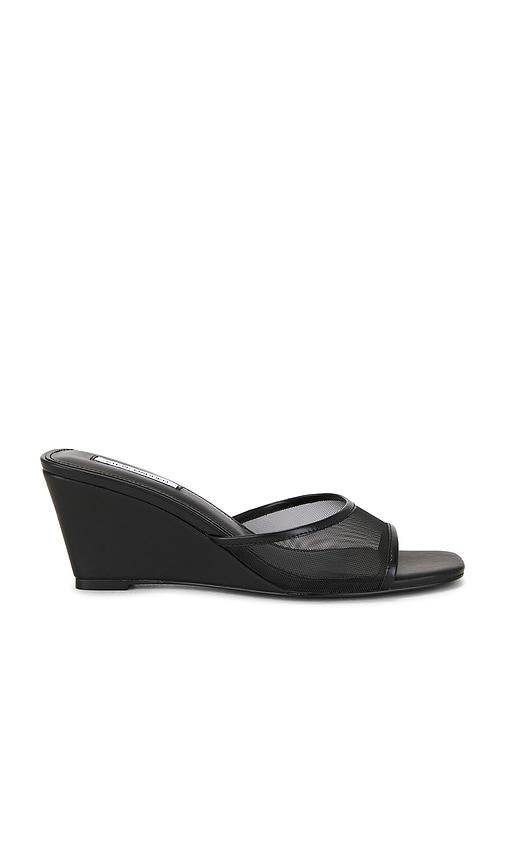 steve madden seleste sandal in black. - size 10 (also in 7.5, 9, 9.5)