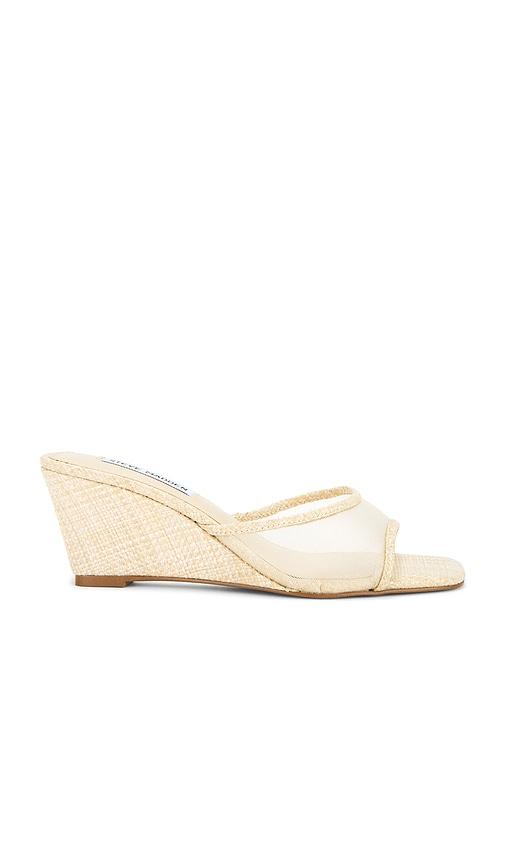 steve madden seleste sandal in tan. - size 10 (also in 7.5, 9.5)