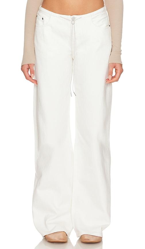 still here cool in white. - size 28 (also in 30, 32)