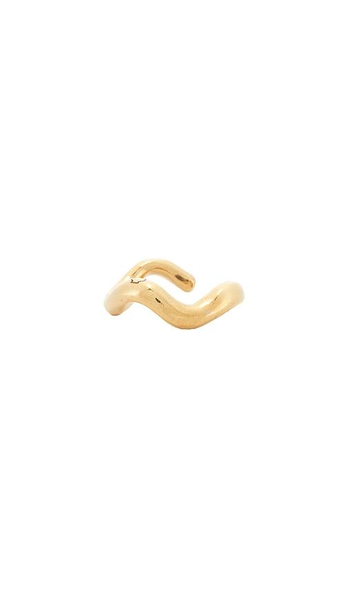 studio conchita la onda oro earcuff in metallic gold.
