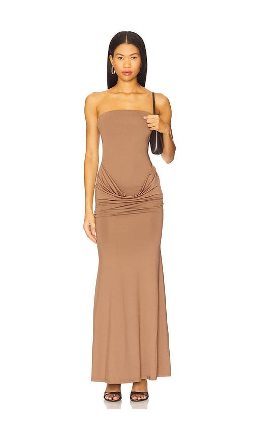 superdown alessie maxi dress in brown. - size m (also in s)