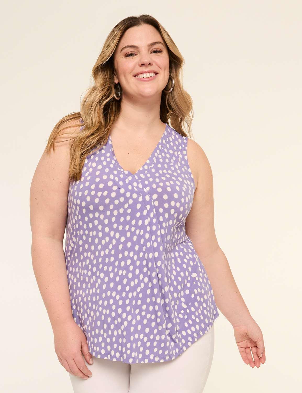 swing sleeveless pleat-front top