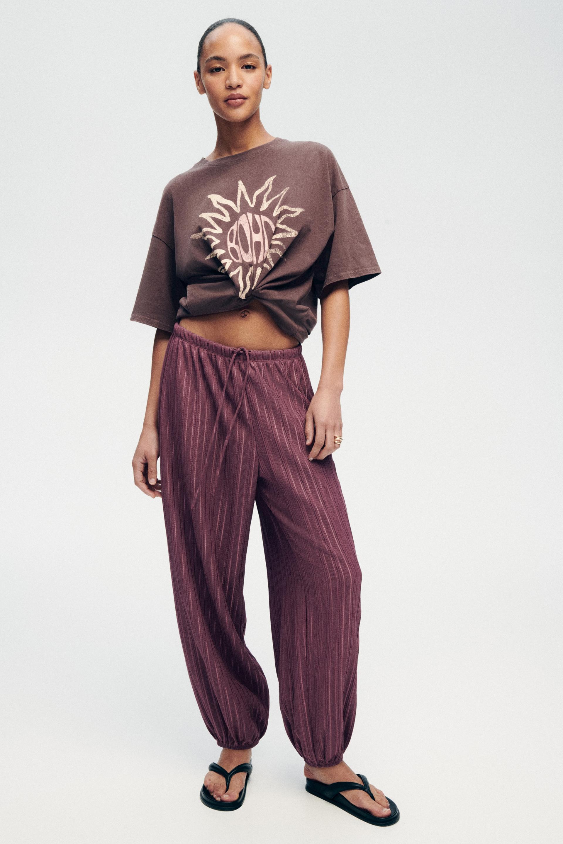 textured balloon-leg pants