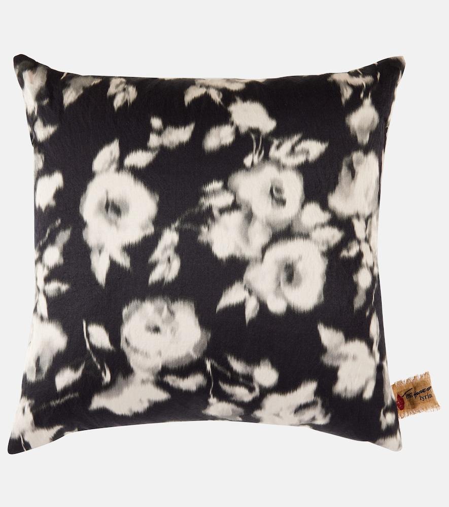 the house of lyria astrantia cushion
