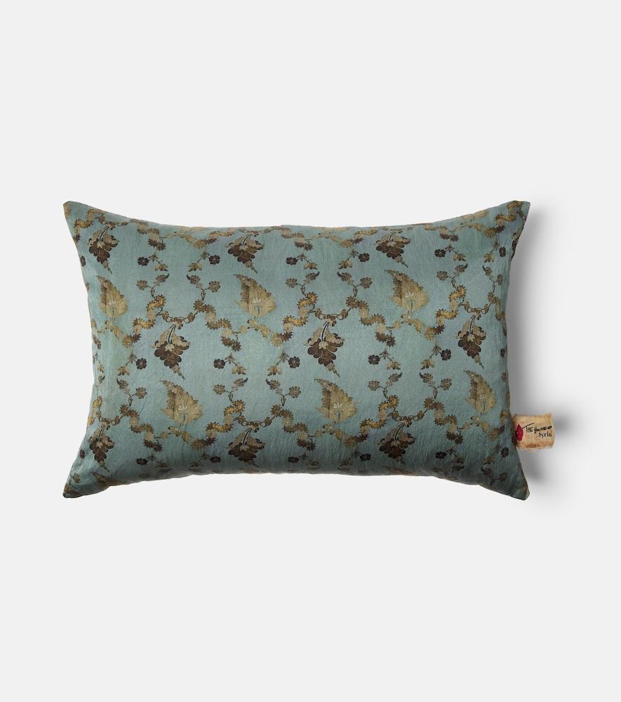 the house of lyria godolia cushion