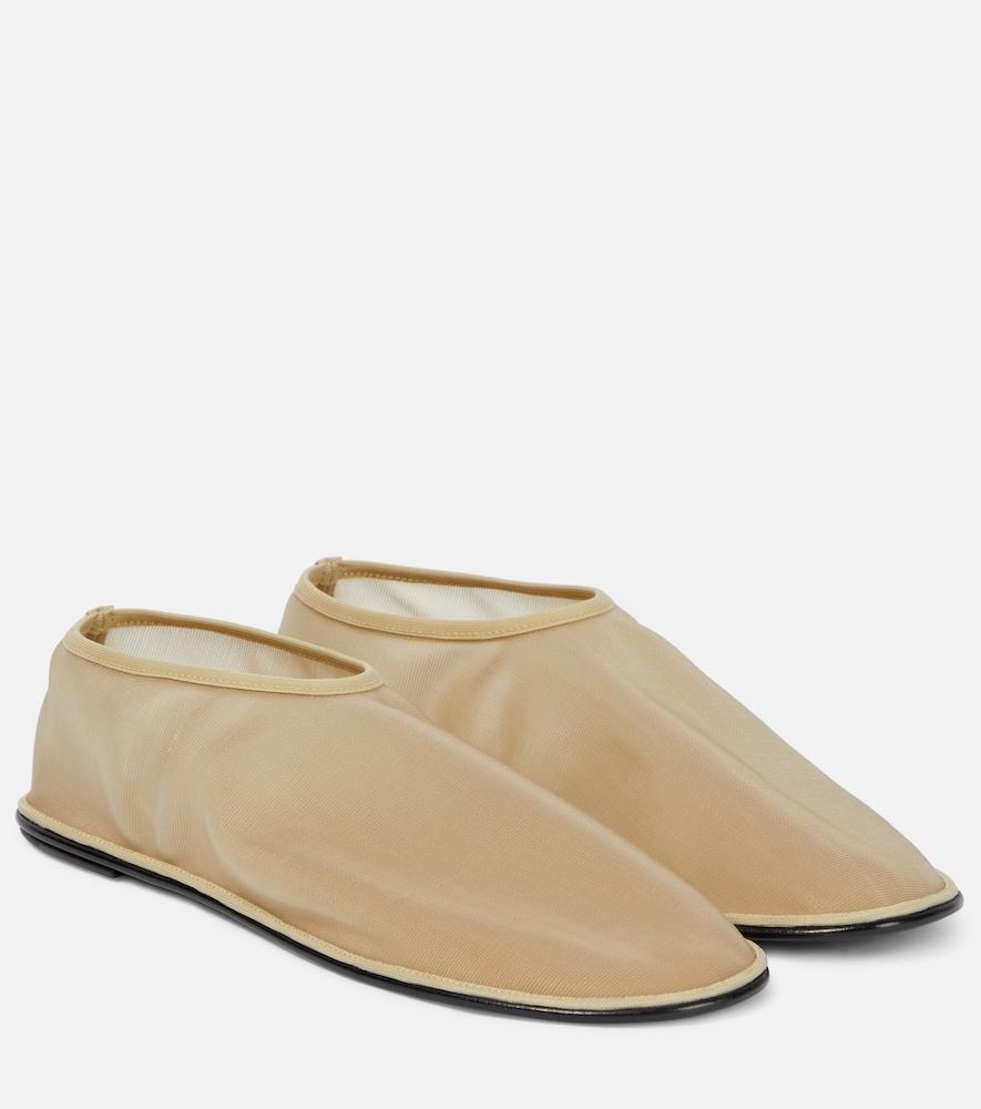 the row mesh flats