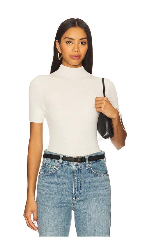 theory leenda solid regal top in white. - size l (also in s, m)
