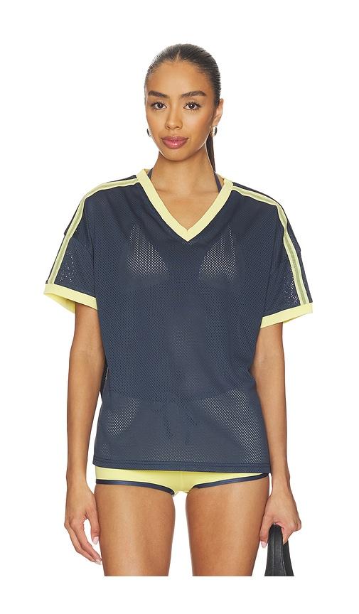 tiger mist jayna tee in blue. - size s (also in xs)