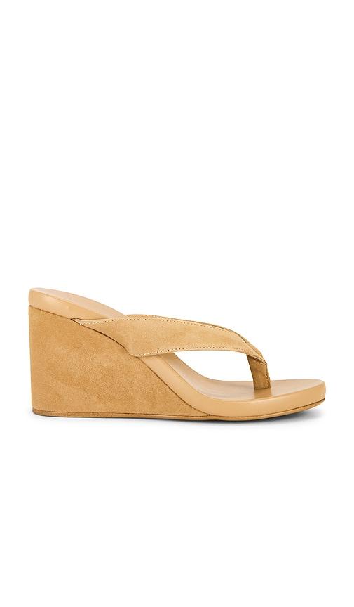 tony bianco avanti heel in tan. - size 5 (also in 6, 7, 8)