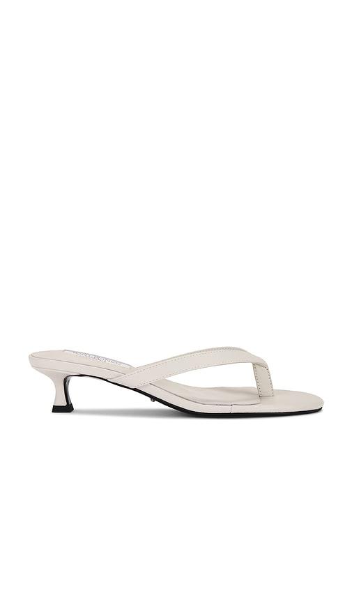tony bianco pluto sandal in white. - size 6.5 (also in 8)