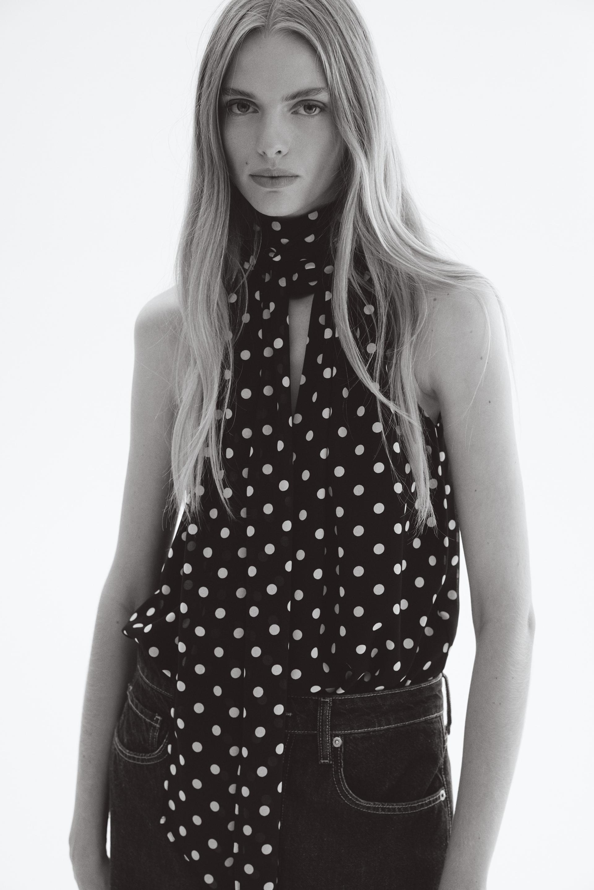 top with scarf collar