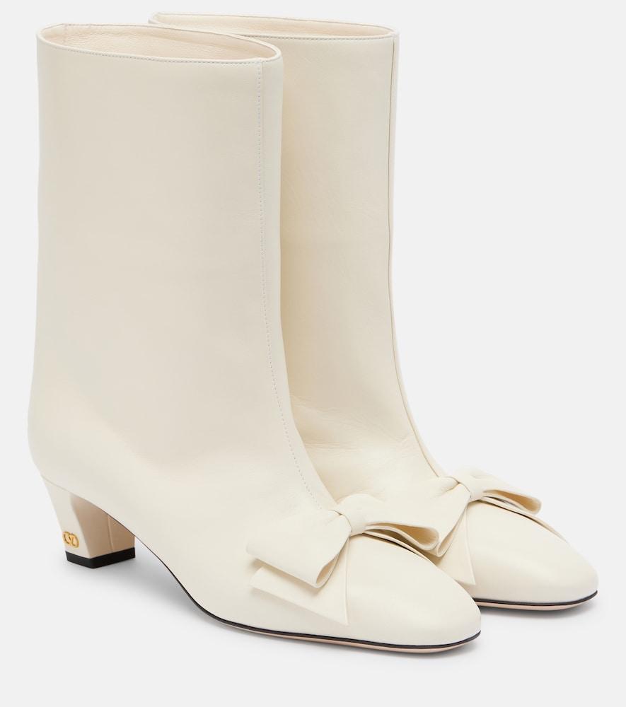 valentino garavani bowow 45 leather boots