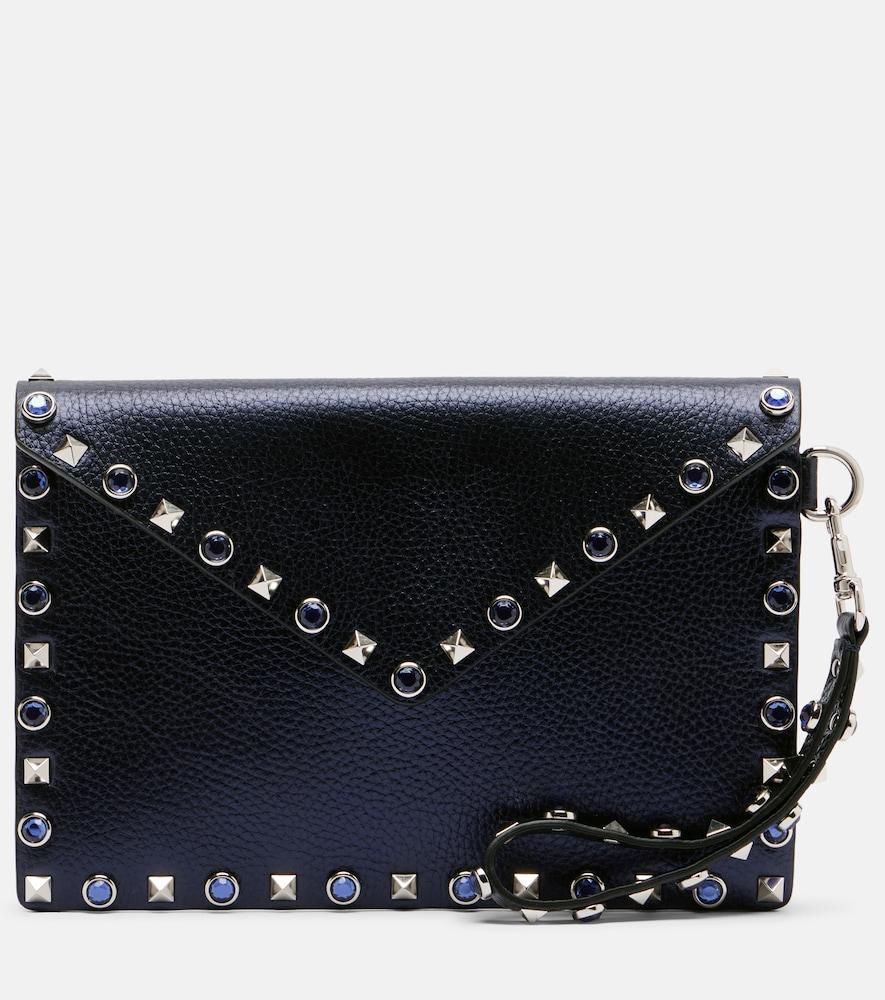 valentino garavani rockstud medium leather pouch