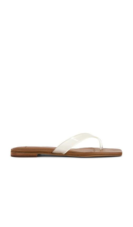 vince san juan thong sandal in white. - size 6 (also in 7, 8)